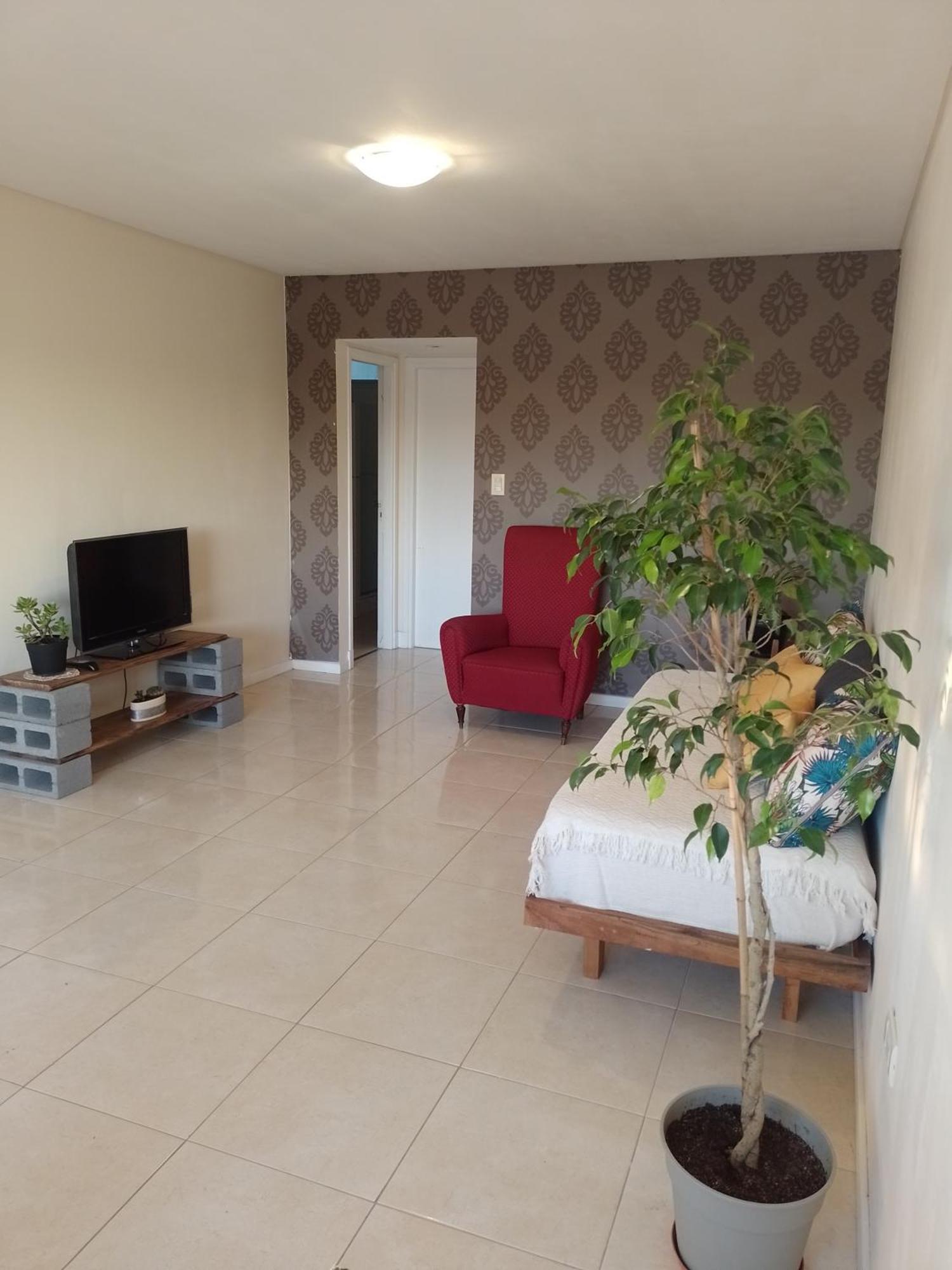 Apartamento Bajo Gueemes *